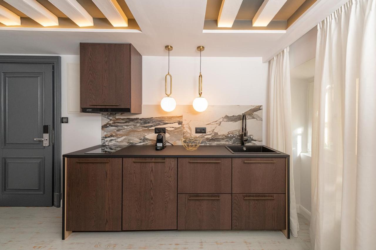 Kantoni Luxury Suites Corfu  Exterior photo
